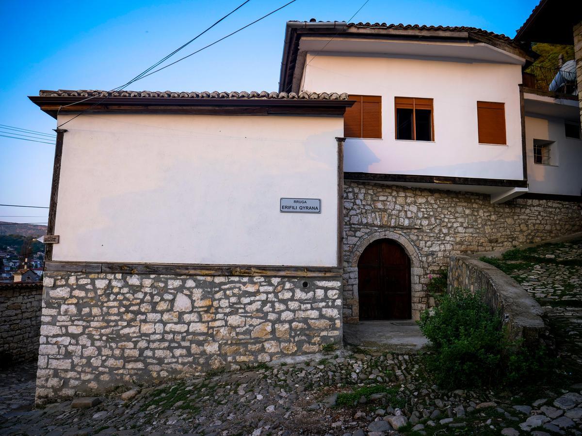 Guesthouse Belle View Berat Exterior photo